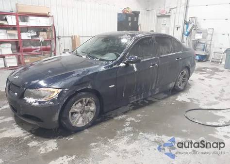 2008 BMW 328Xi z USA, uszkodzony, nr VIN WBAVC93528K037699